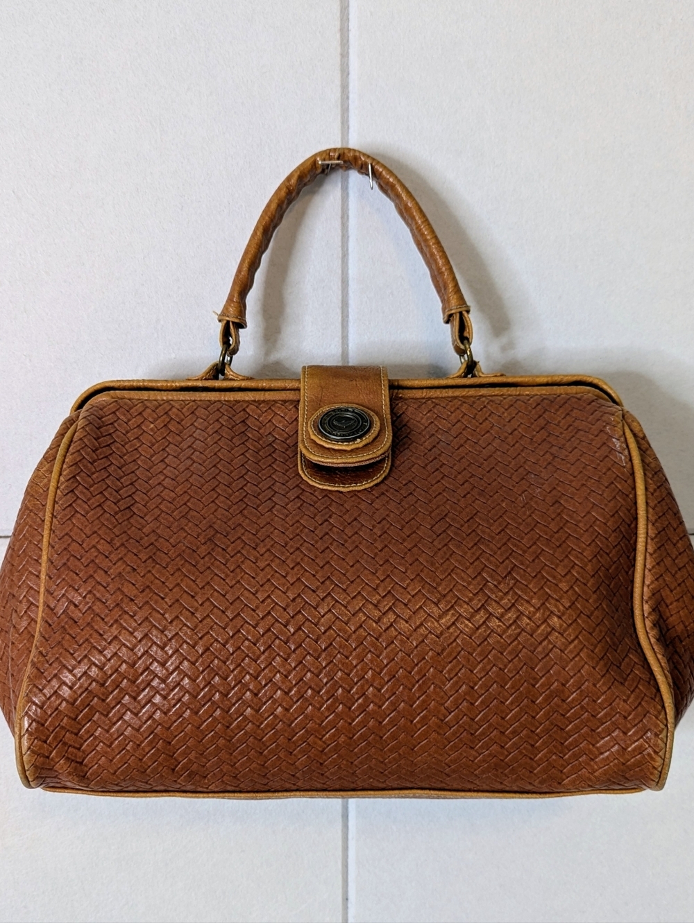 Vintage 80s Capezio woven embossed leather doctor bag satchel - Picture 3 of 9